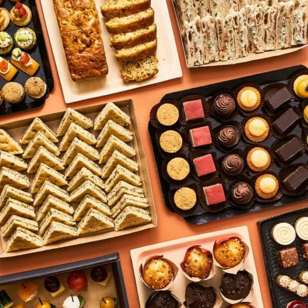Alternative view of COCKTAIL 10 PIECES
